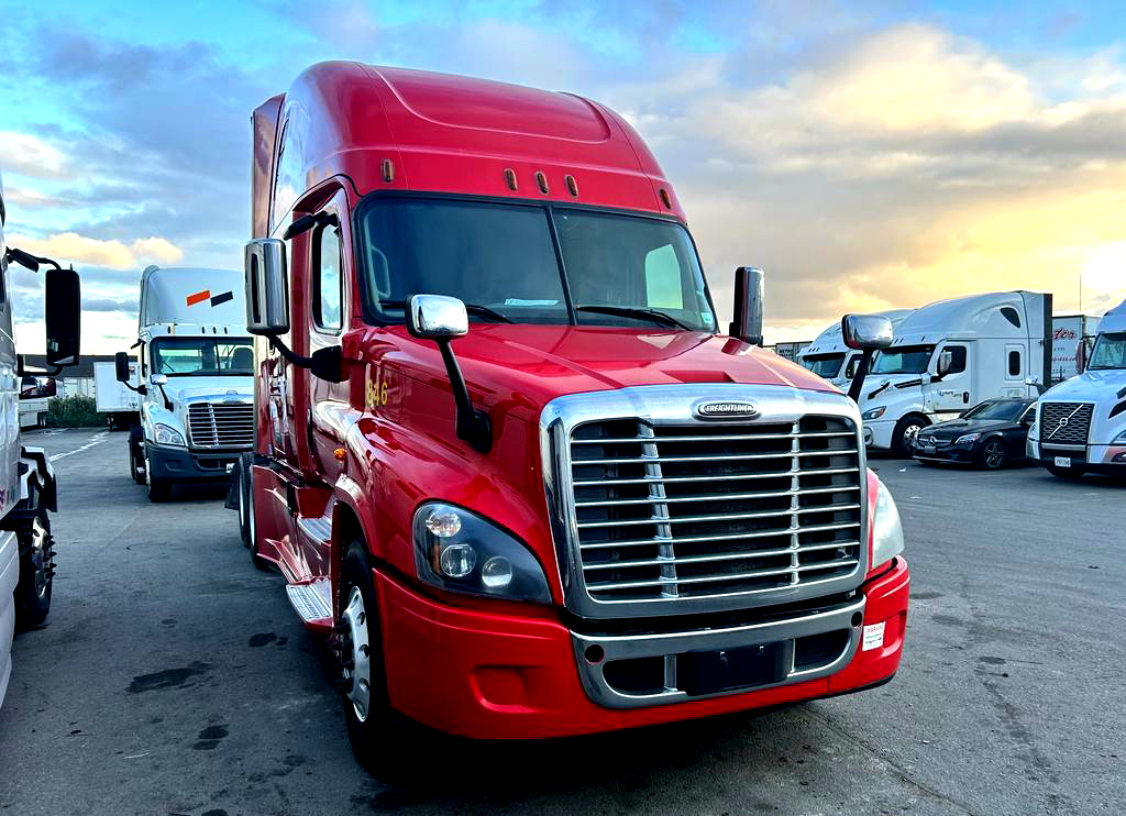 ﻿2017﻿ ﻿Freightliner﻿ ﻿Cascadia﻿ ﻿﻿ - Standard Truck Sales