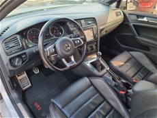 2016 - Volkswagen - GTI - 3VW547AU2GM016676