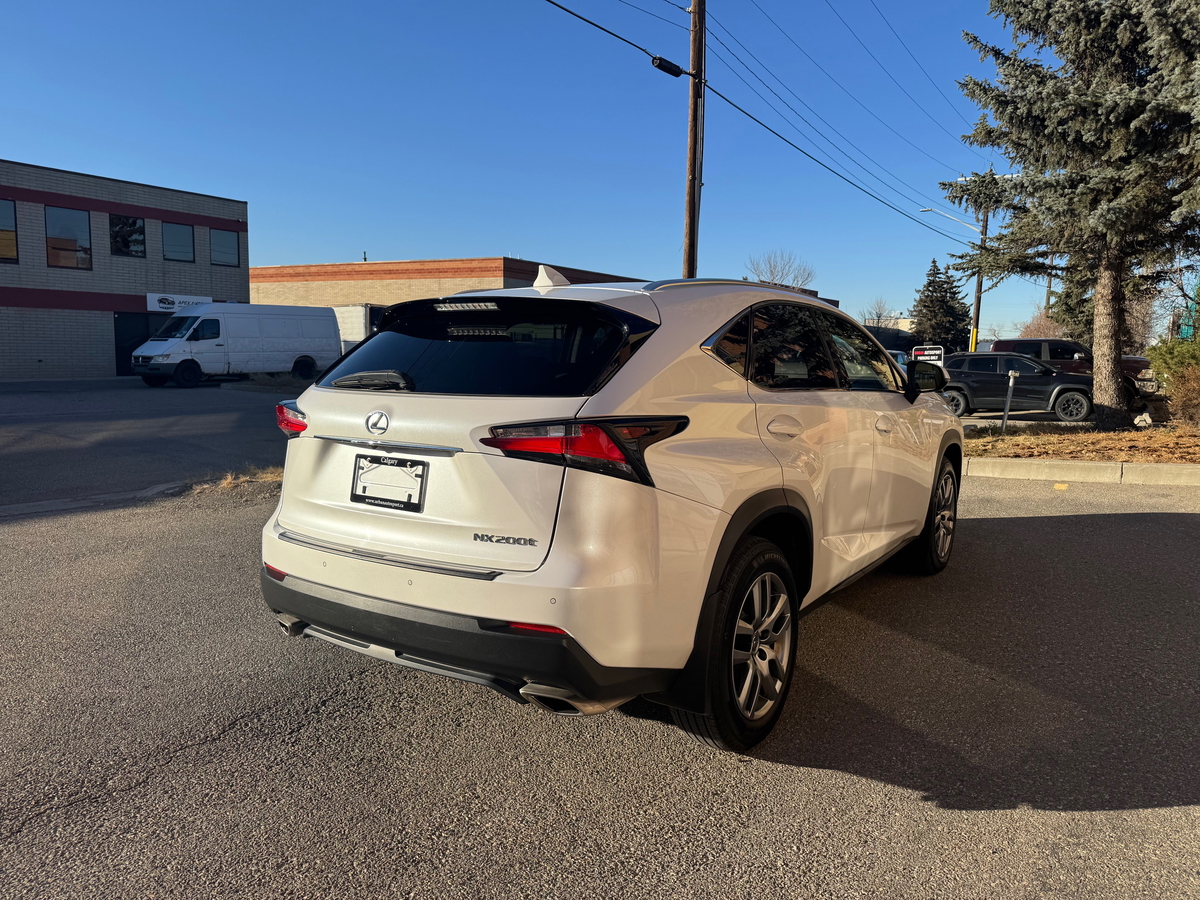 2017 Lexus NX 200t