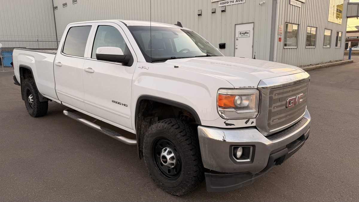 2015 GMC SIERRA 2500HD SLE CREW 4x4 LONG BED