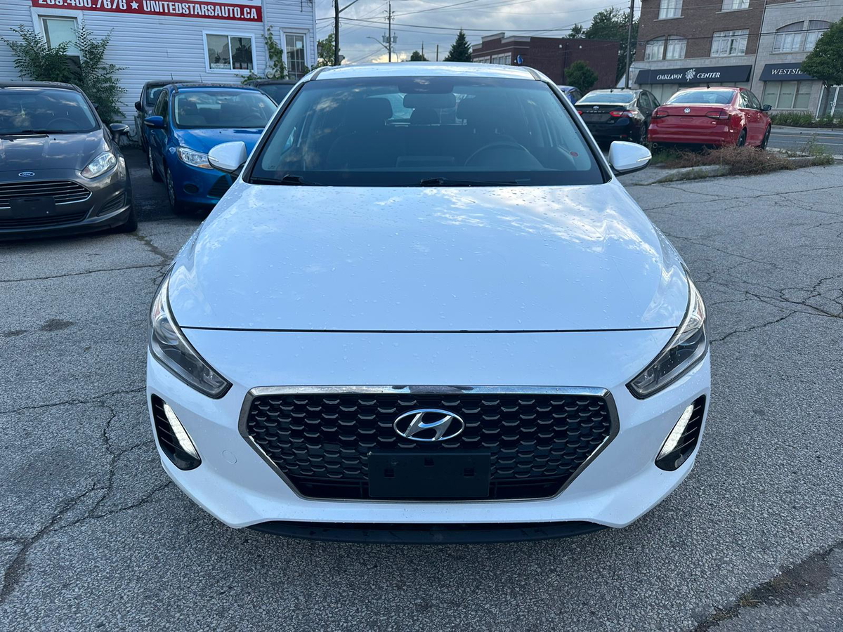 ﻿2018﻿ ﻿Hyundai﻿ ﻿Elantra GT﻿ ﻿Base﻿ - United Auto Sales