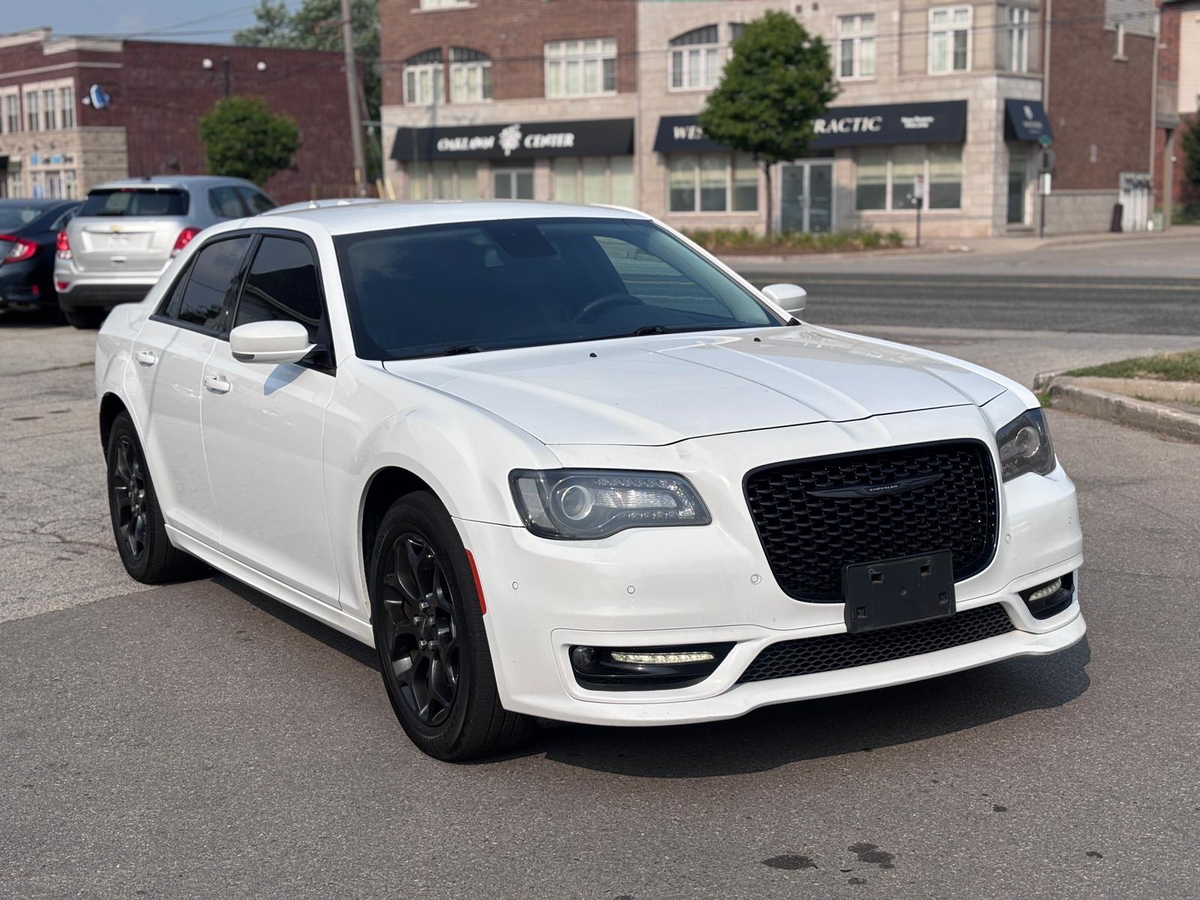2022 Chrysler 300