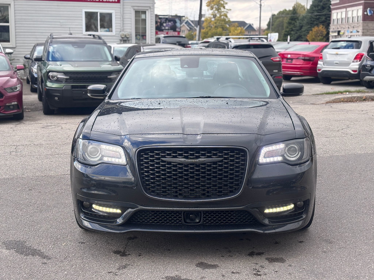 2023 Chrysler 300