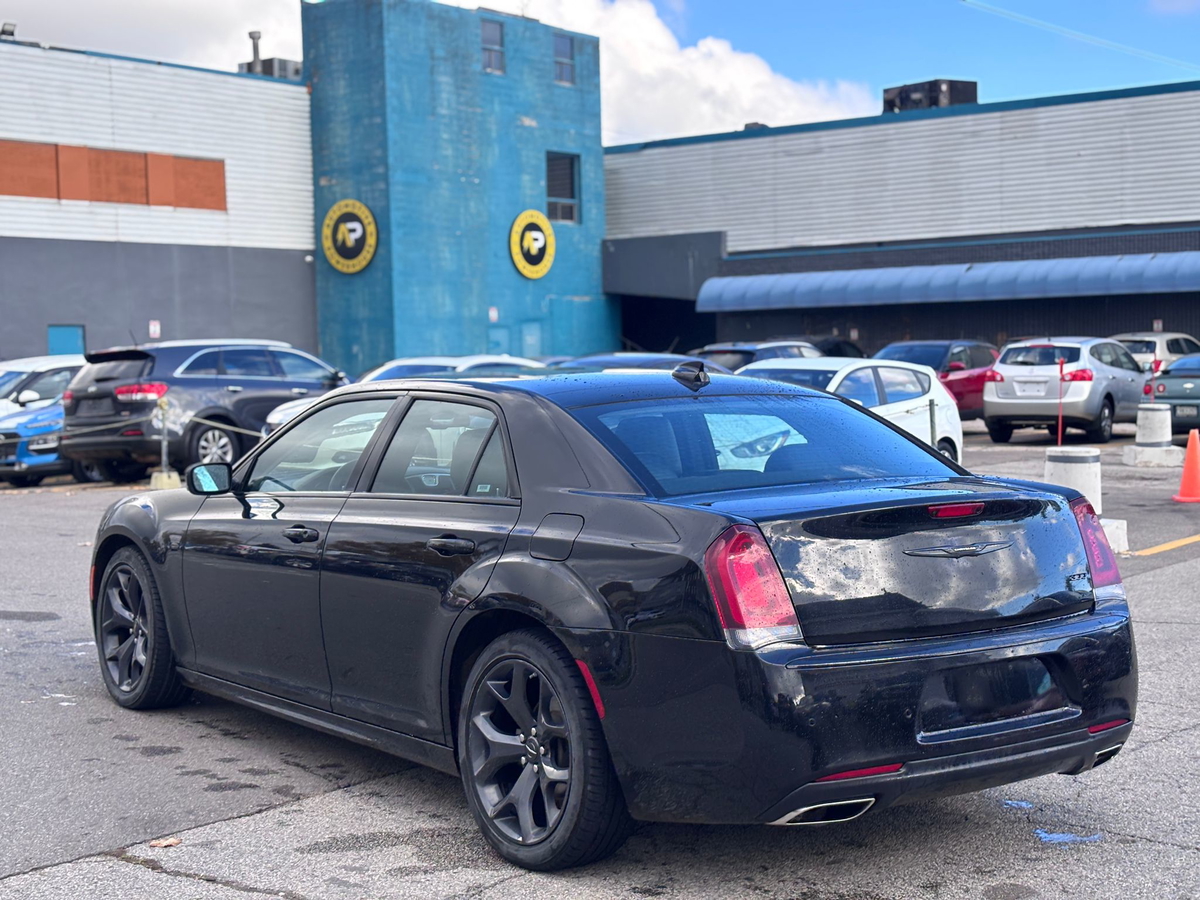 2023 Chrysler 300