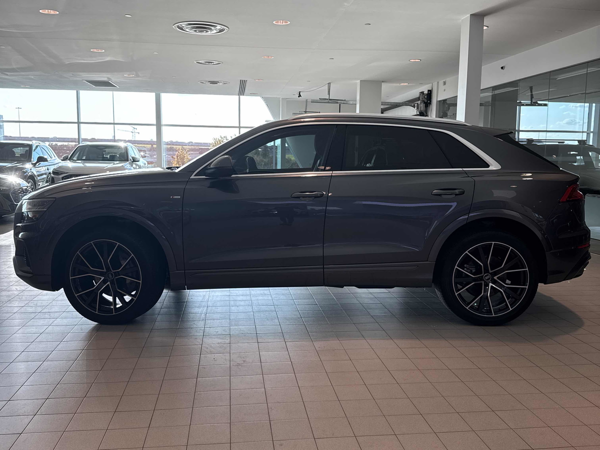 2023 Audi Q8
