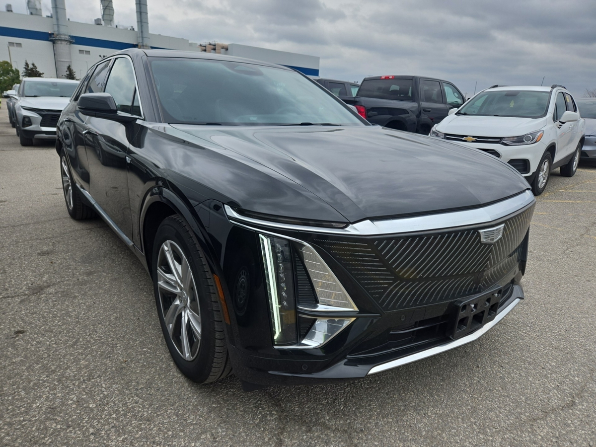 2024 Cadillac LYRIQ