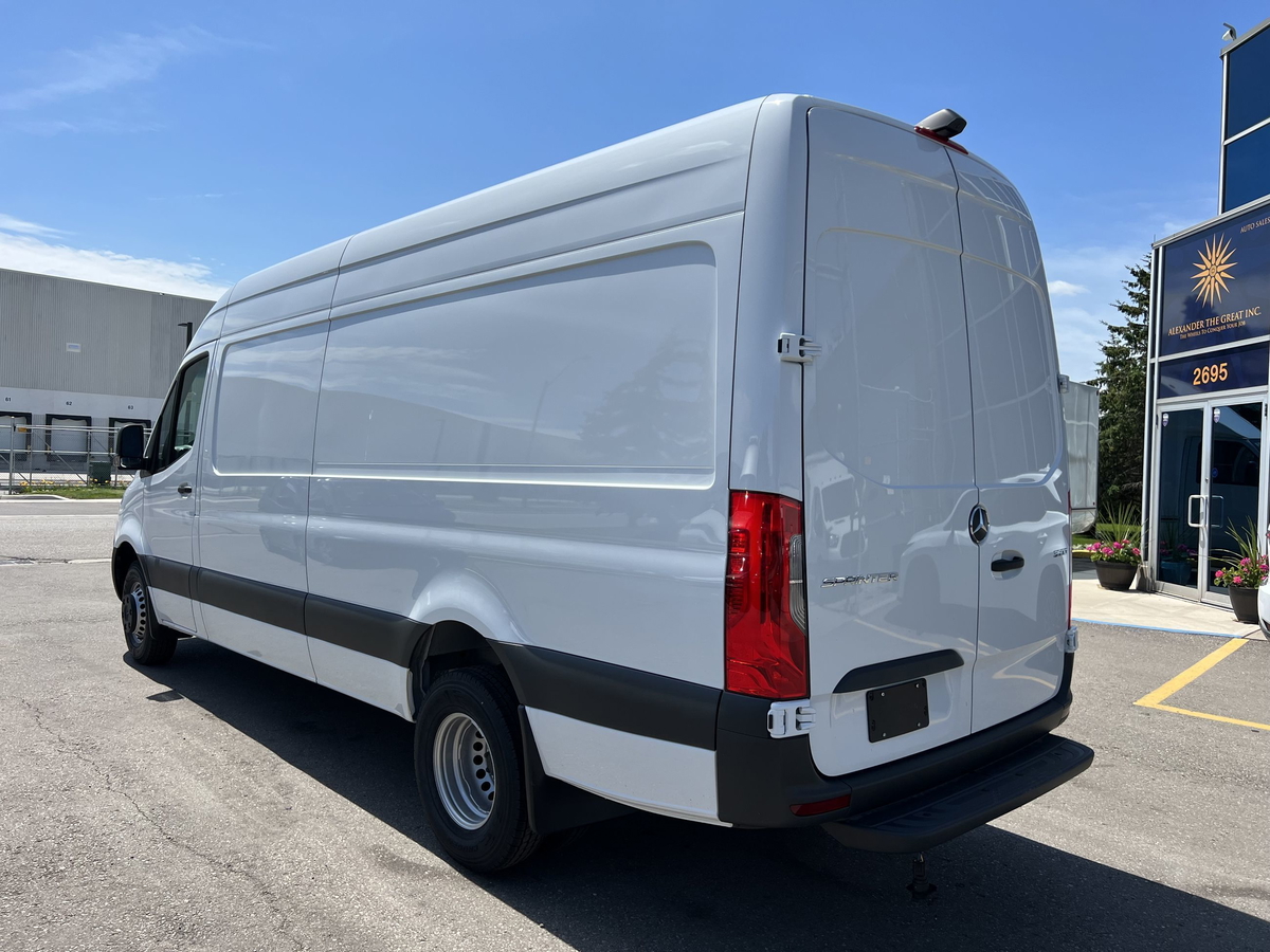 2023 Mercedes-Benz Sprinter