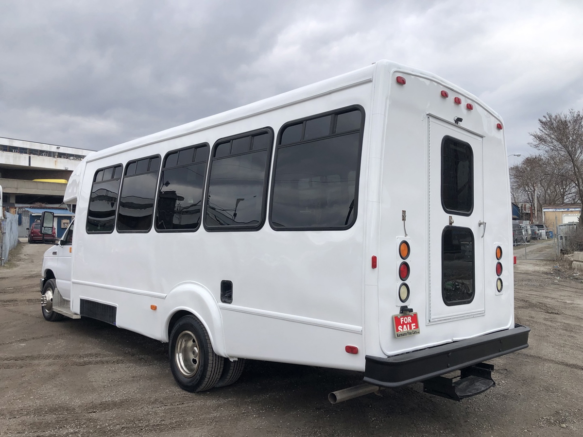 2009 Ford E-Series Van