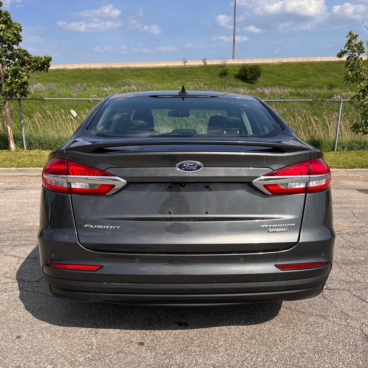 ﻿2020﻿ ﻿Ford﻿ ﻿Fusion Hybrid﻿ ﻿Titanium﻿ - Tigris Automotive