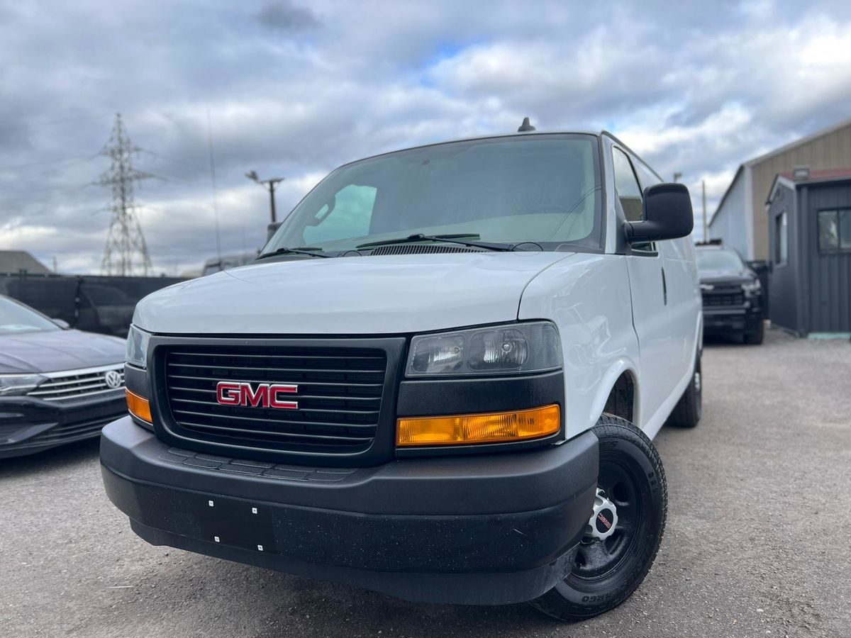 2018 GMC Savana