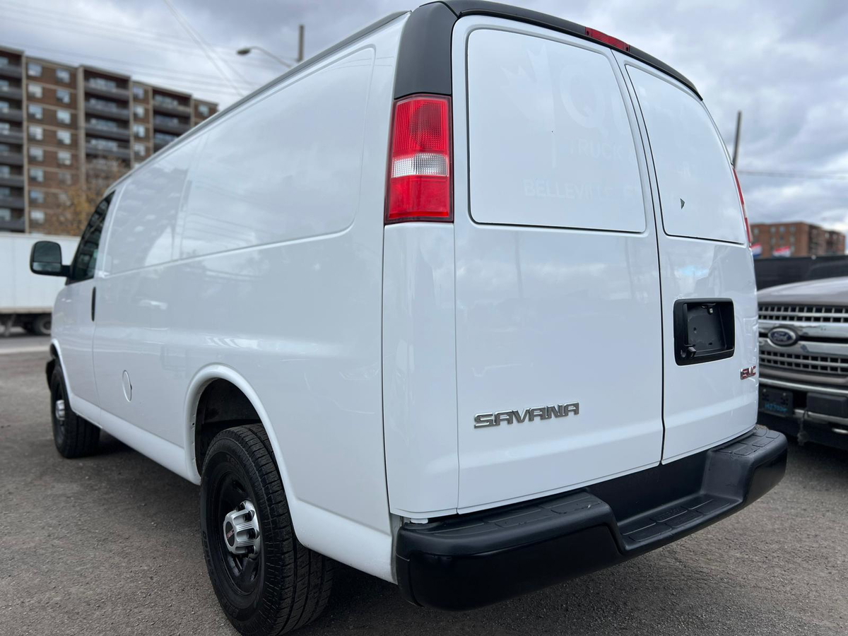 2018 GMC Savana