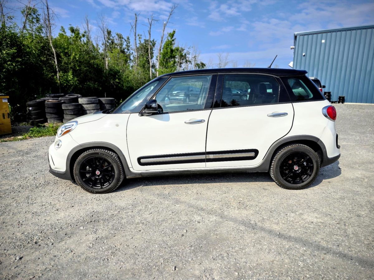 2014 FIAT 500L