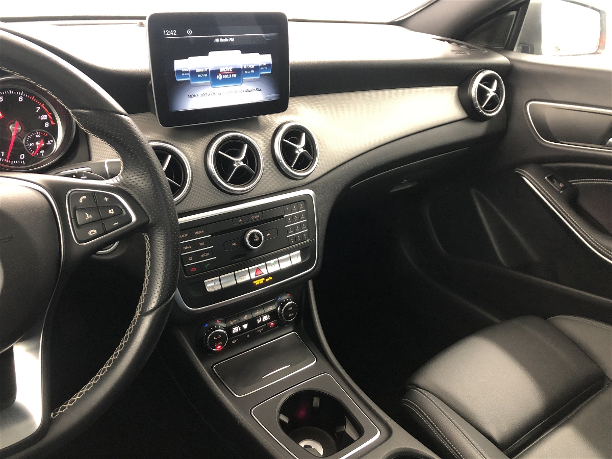 2018 - Mercedes-Benz - CLA-Class - WDDSJ4GB0JN636528