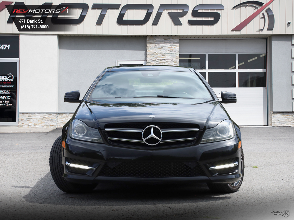 2015﻿ ﻿Mercedes-Benz﻿ ﻿C-Class﻿ ﻿C350 4MATIC | Pano Roof | AWD