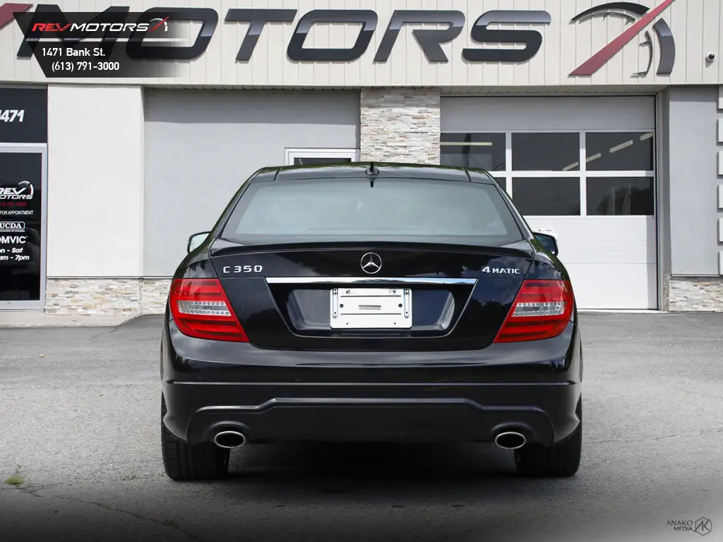 2015﻿ ﻿Mercedes-Benz﻿ ﻿C-Class﻿ ﻿C350 4MATIC | Pano Roof | AWD