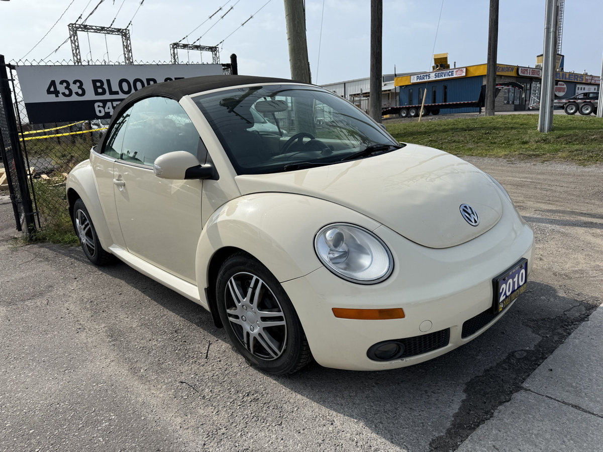 2010 Volkswagen New Beetle