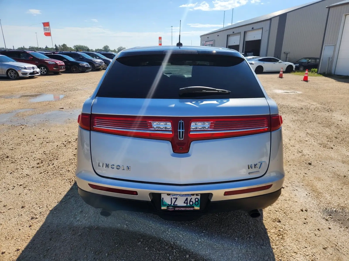 2015 Lincoln MKT