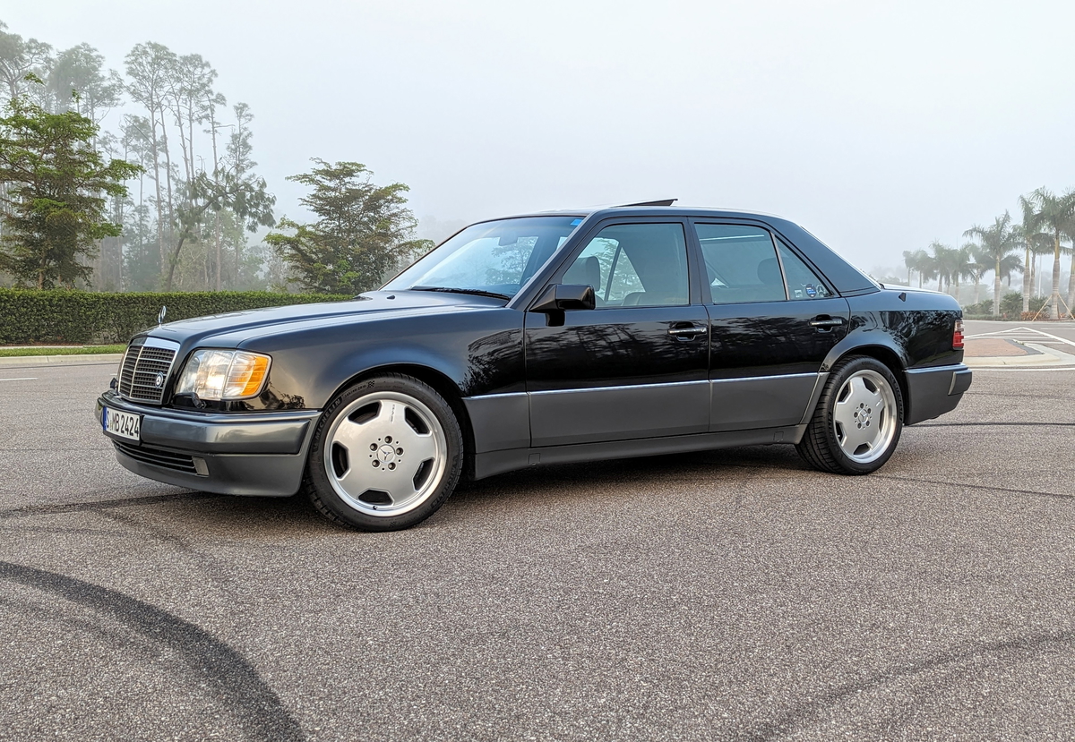 ﻿1994﻿ ﻿Mercedes-Benz﻿ ﻿E-Class﻿ ﻿E500﻿ - Used Car Autobahn Vault, LLC ...