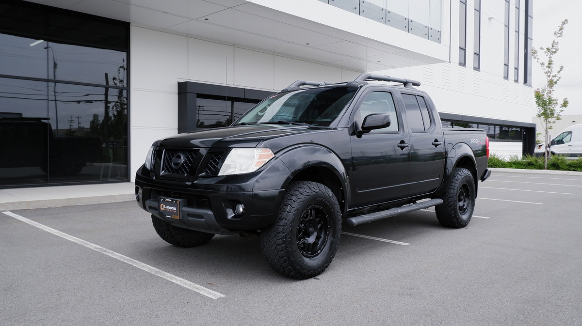 ﻿2012﻿ ﻿Nissan﻿ ﻿Frontier﻿ ﻿PRO-4X﻿ - Luminous Luxury