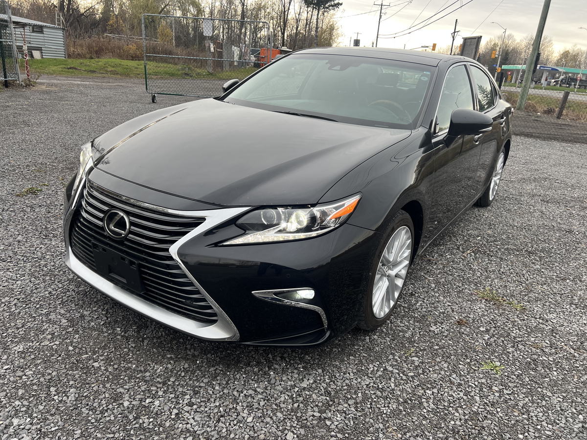 2016 Lexus ES