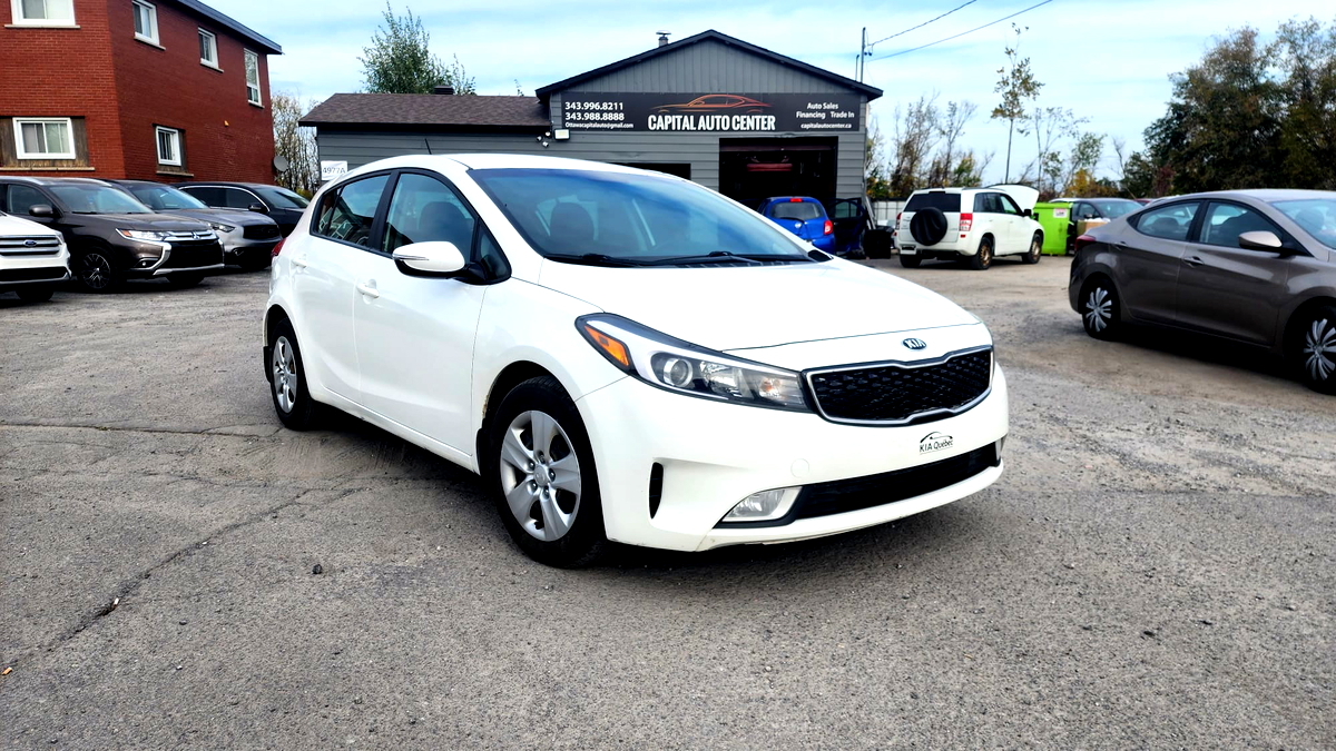 ﻿2017﻿ ﻿KIA﻿ ﻿Forte5﻿ ﻿LX﻿ - Capital Auto Center